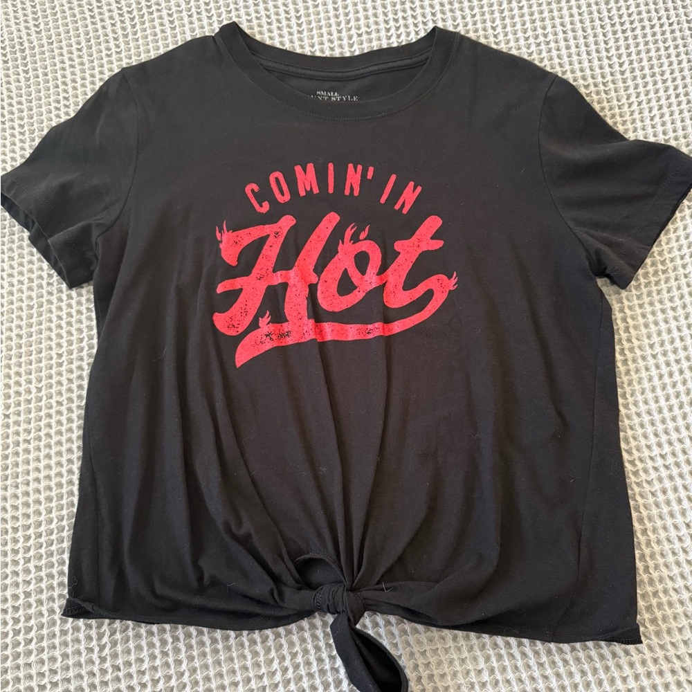 Grunt Style Ladies front twist tie shirt
